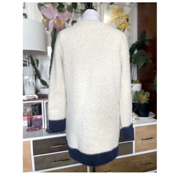 Janice The Wonder Sweater in Cream‎ - Picture 11 of 15